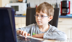 How to determine if your child is ready for making the transition to online schooling?