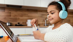 This article helps parents decide whether CAPS is the right online learning path for their child by outlining what the curriculum offers.